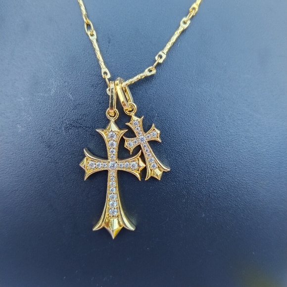 Diamond Double Cross Necklace,Cross Necklace for Women Gold Layered Trendy neck - Picture 4 of 5